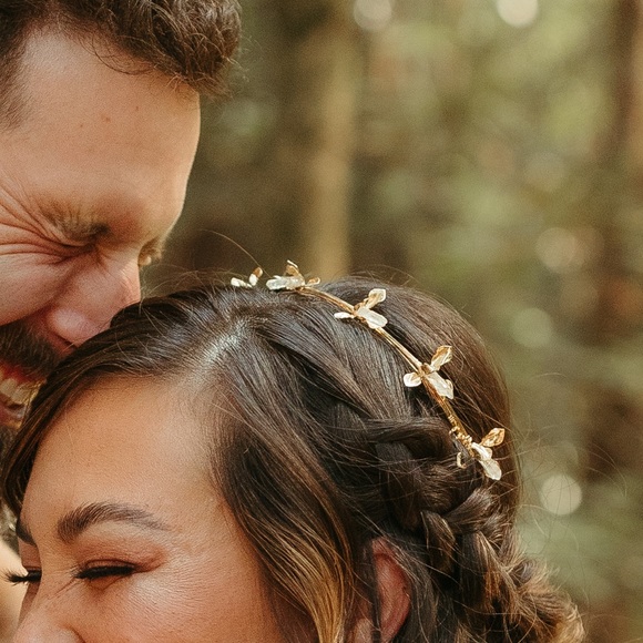 A.B. Ellie HDWR Linnea gold quartz wedding crown - Picture 4 of 6